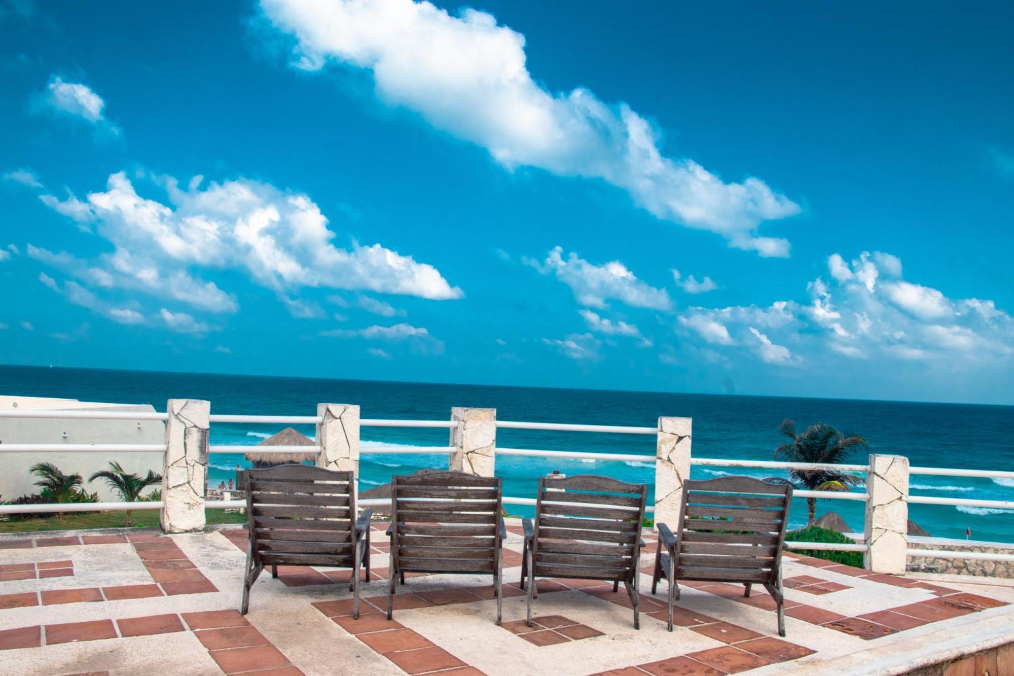 Beachfront * Cancun