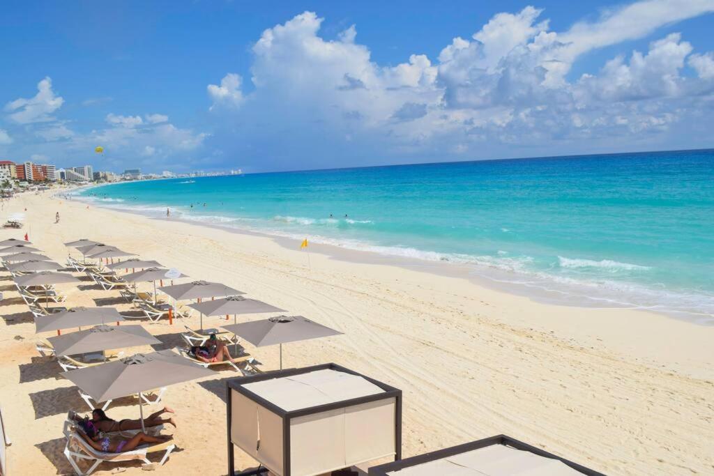 Brand New At The 3d Cancún