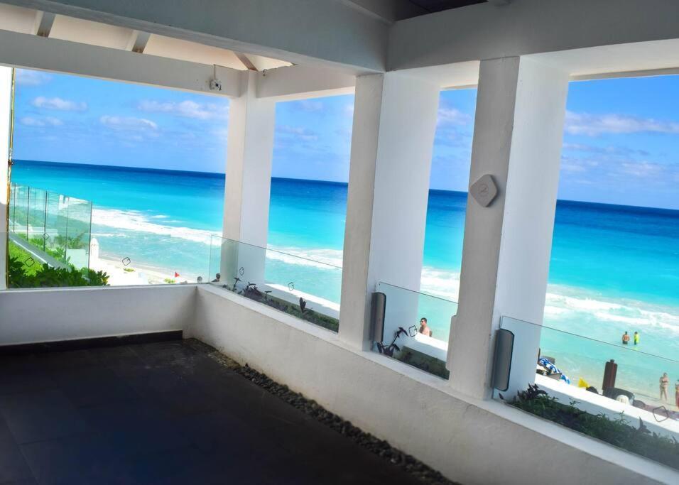 Brand New At The 3d Cancún