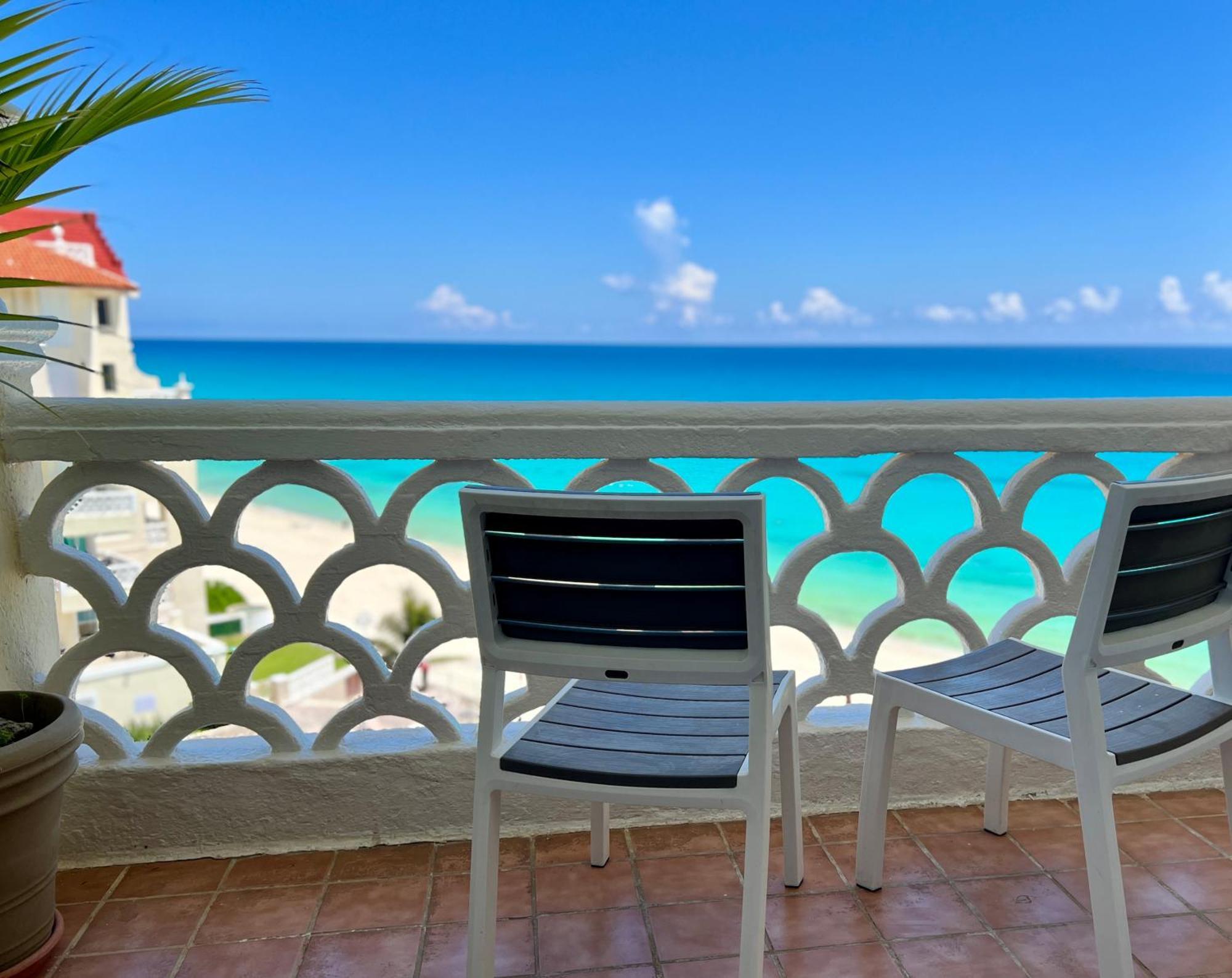 And Ocean Front Cancún