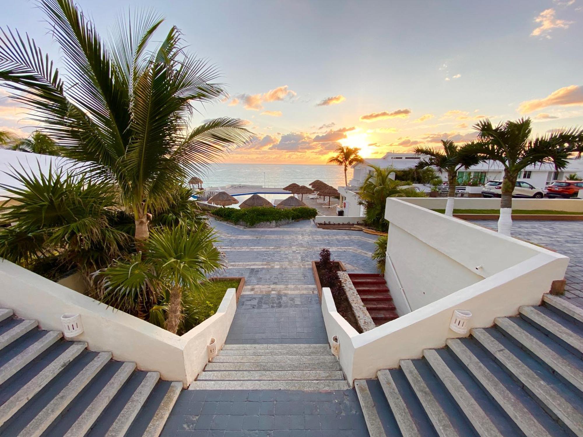 With Balcony Ocean & Lagoon View, Brisas Zone, By & Ocean Cancún