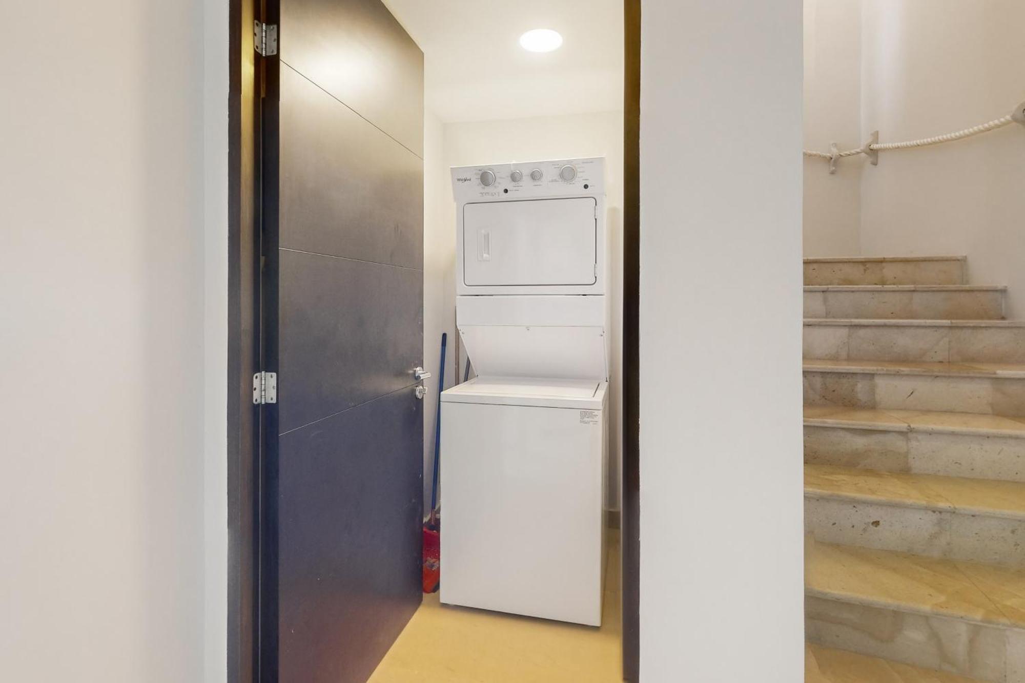Torre Peninsula 11b Apartamento *