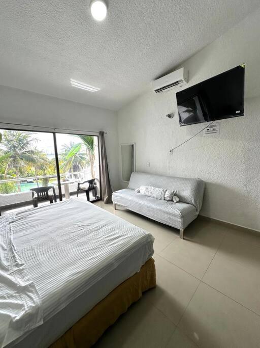 Spacious Two-story In Zone Location, Just 5 Minutes From Nightlife And Tourist Hotspots Apartamento *