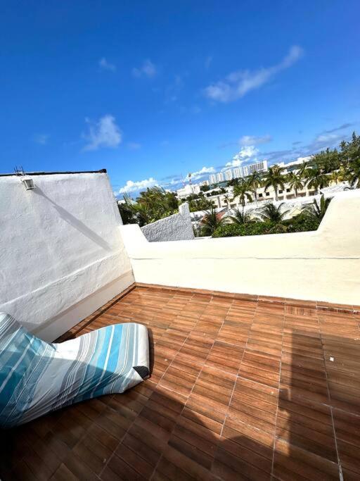 Spacious Two-story In Zone Location, Just 5 Minutes From Nightlife And Tourist Hotspots * Cancún