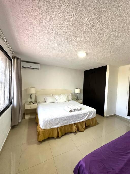Apartamento Spacious Two-story In Zone Location, Just 5 Minutes From Nightlife And Tourist Hotspots