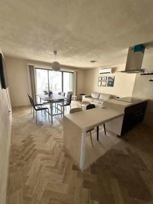 Apartamento Luxurious Lagoon-front In Zone Tranquility Meets Elegance Near Attractions And Beaches *