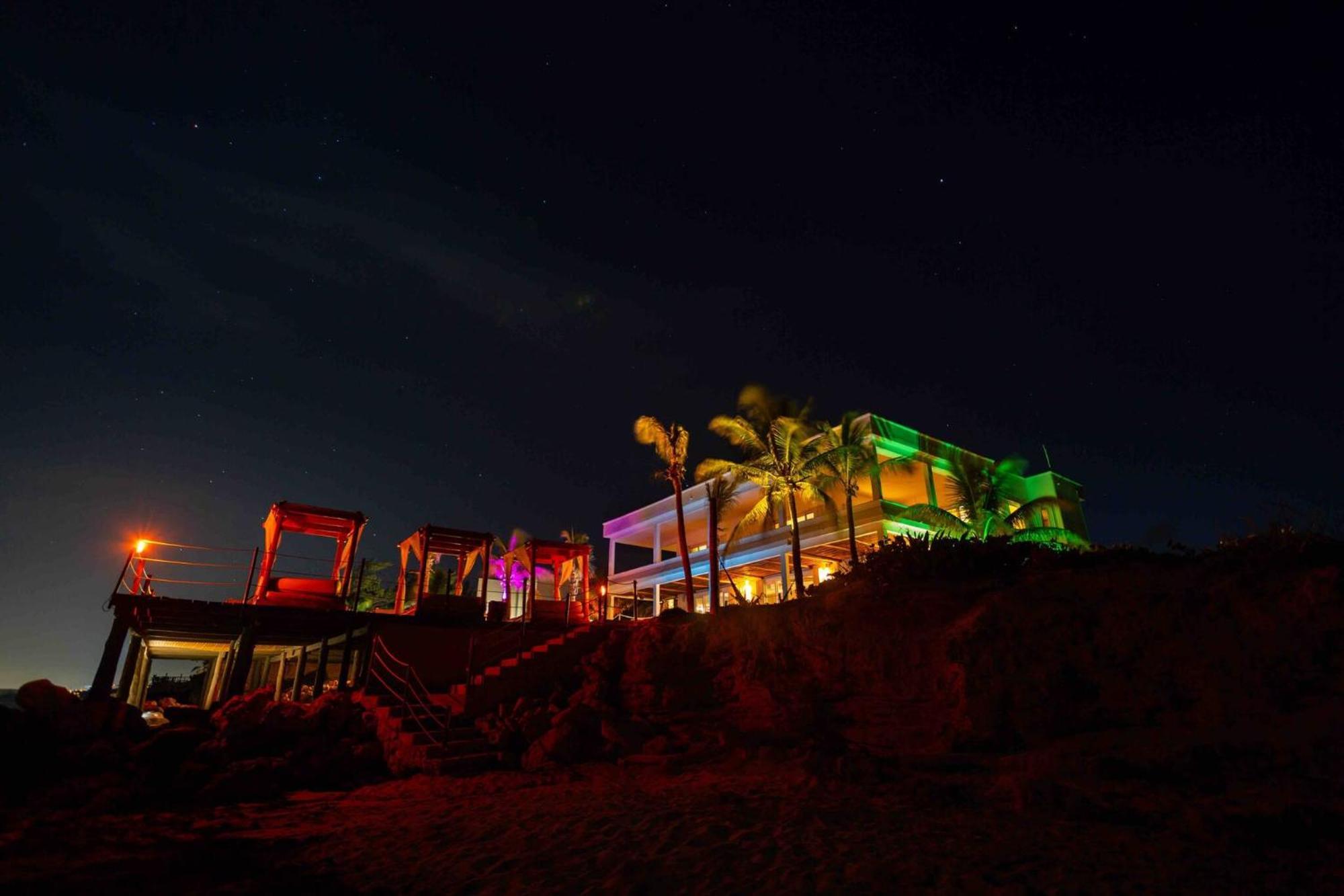 Perfect Location For Families And Weddings Villa *