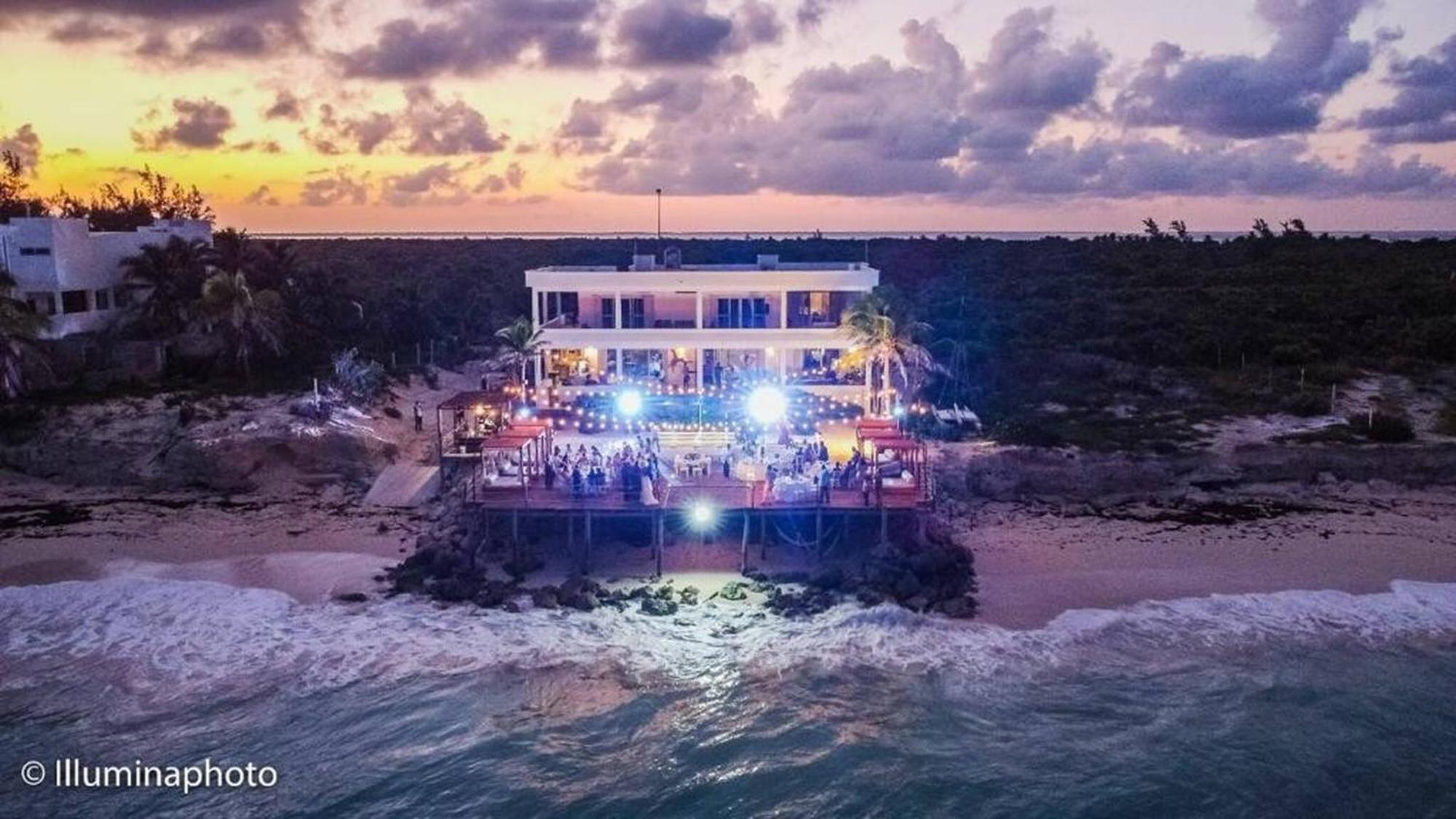 Perfect Location For Families And Weddings Villa