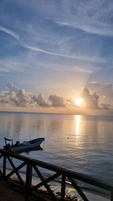 Villa House & Yacht Seaside Sunrise Haven Cancún