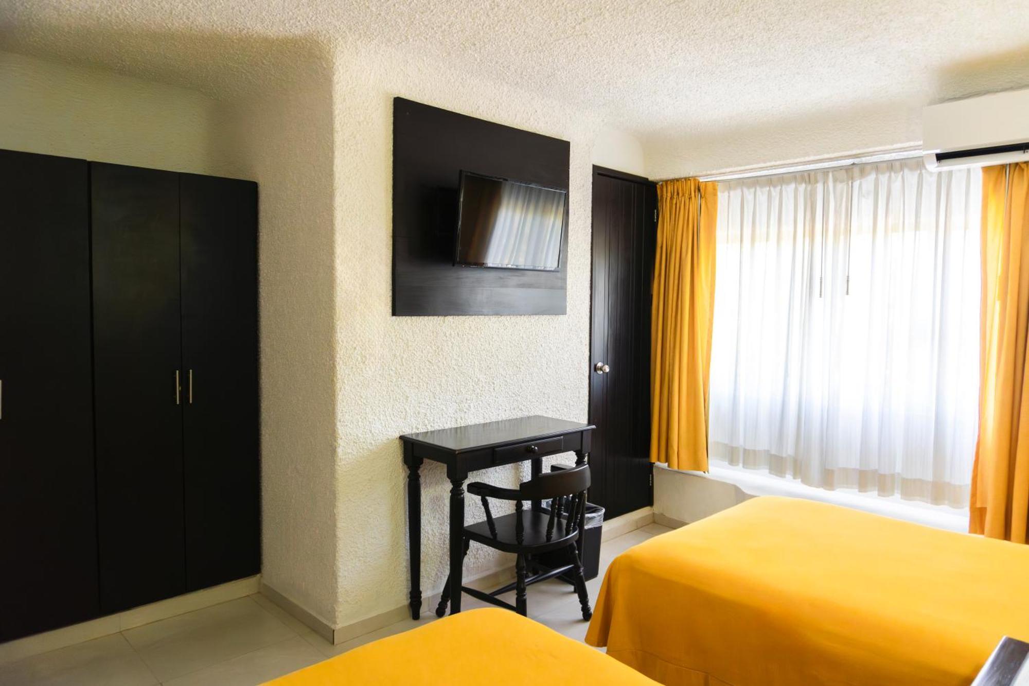 Antillano Hotel Cancún