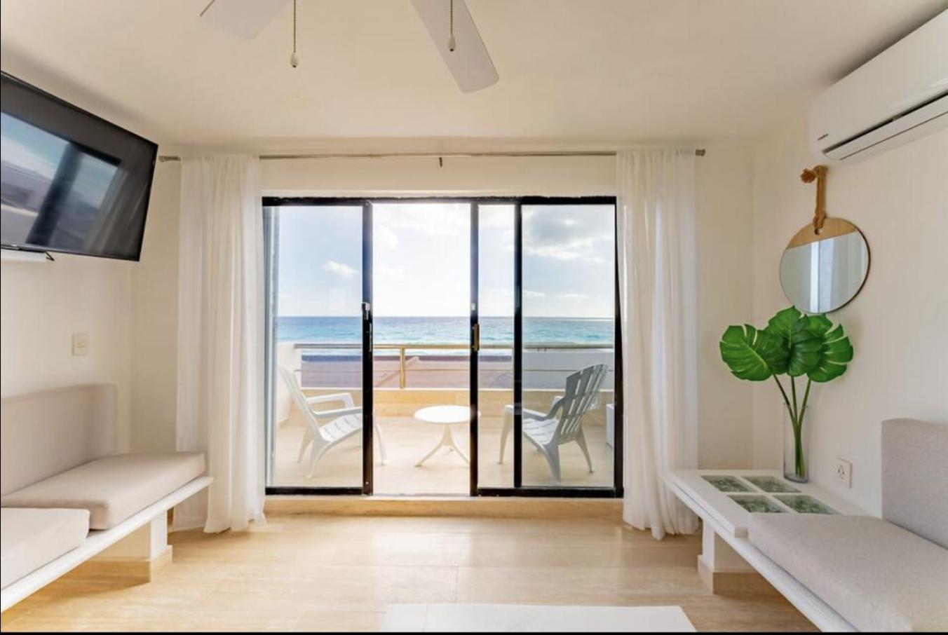 Beachfront In Zone Apartamento Cancún