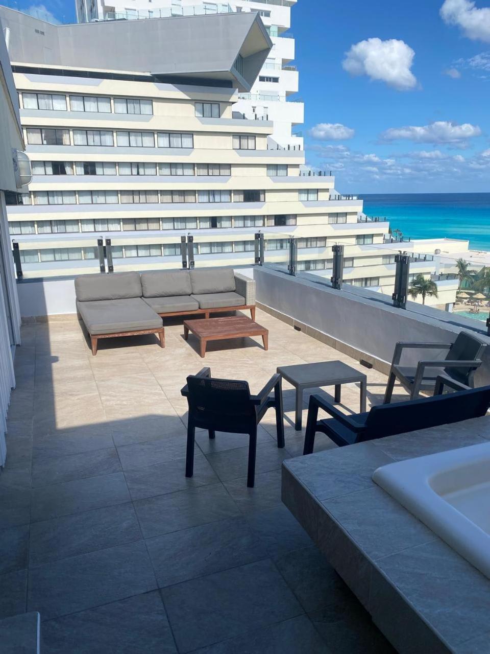 Fabulous Oceanview Access To & Pools Сasa de vacaciones *