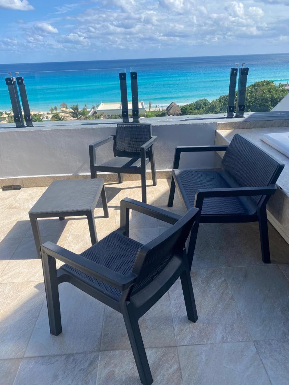 Fabulous Oceanview Access To & Pools Сasa de vacaciones Cancún