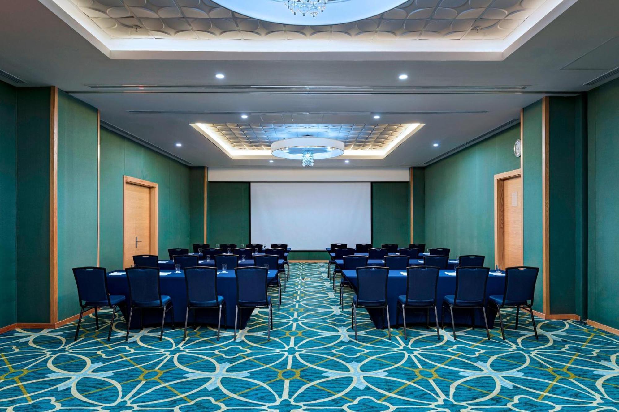 Hotel Four Points By Sheraton Centro 4*
