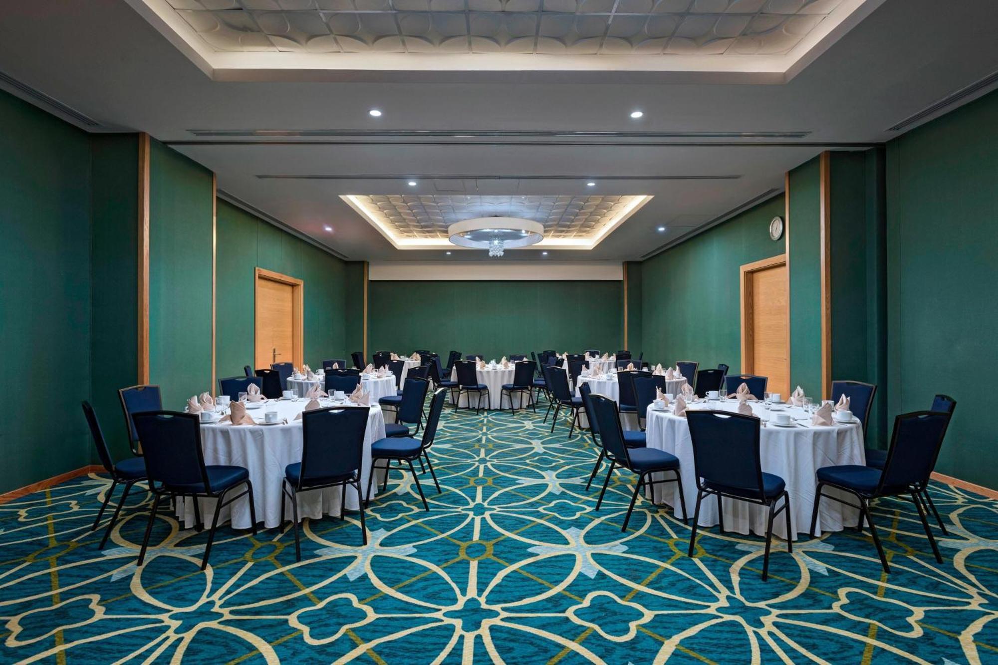 Hotel Four Points By Sheraton Centro 4*