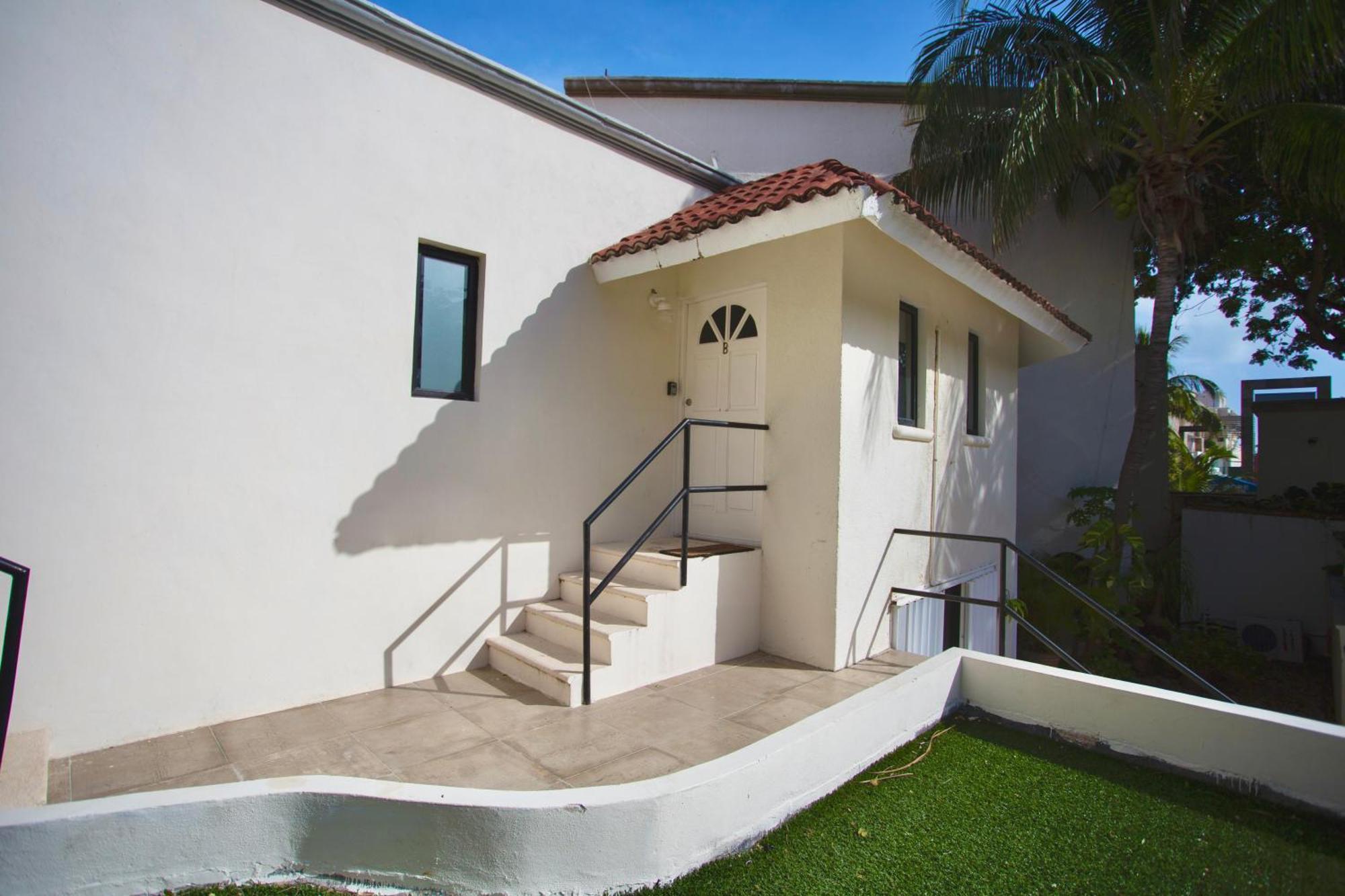 Loft With Pool - A Few Steps From The Beach! Apartamento *