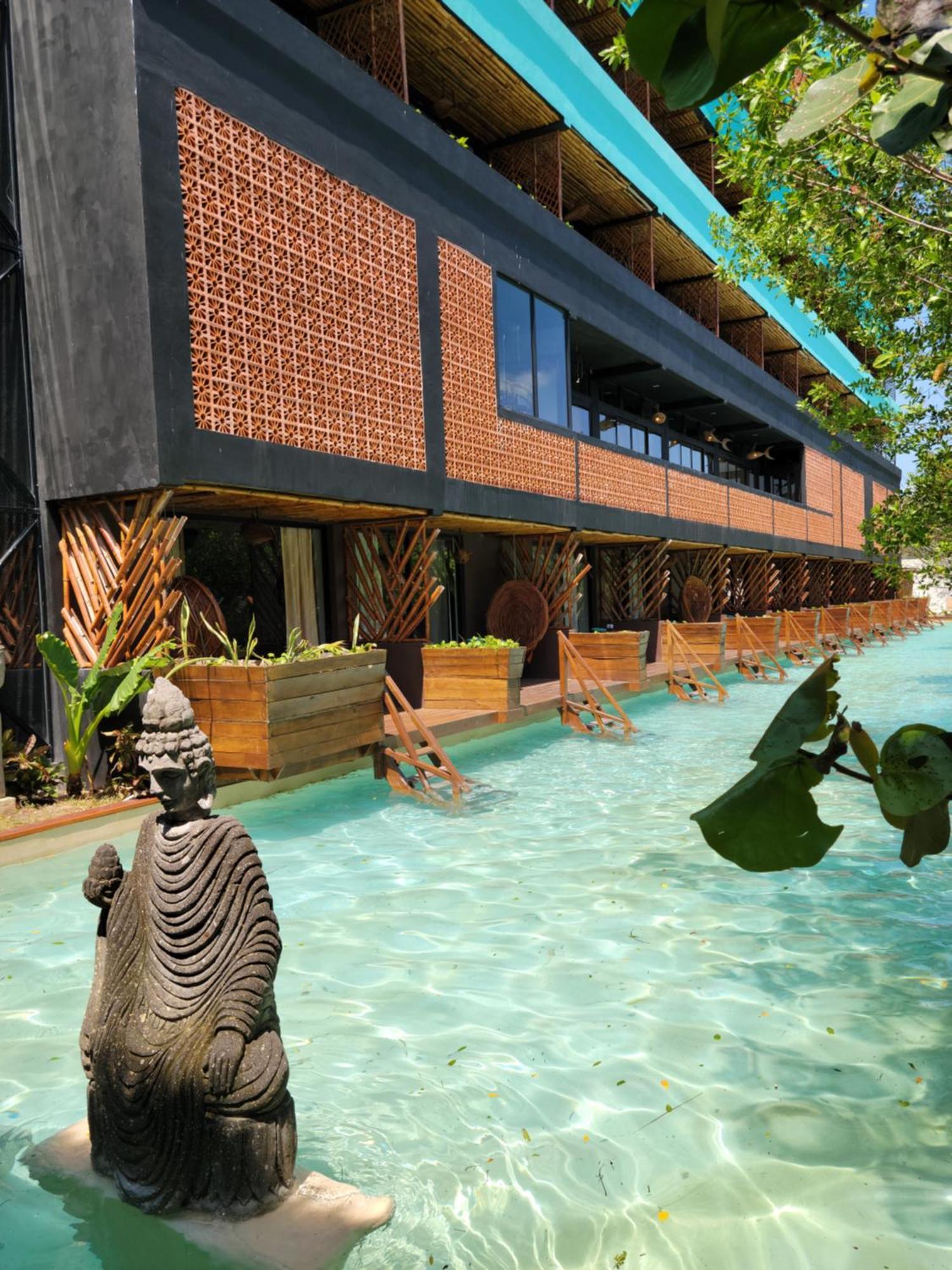 Akuazul Adults Only Resort *