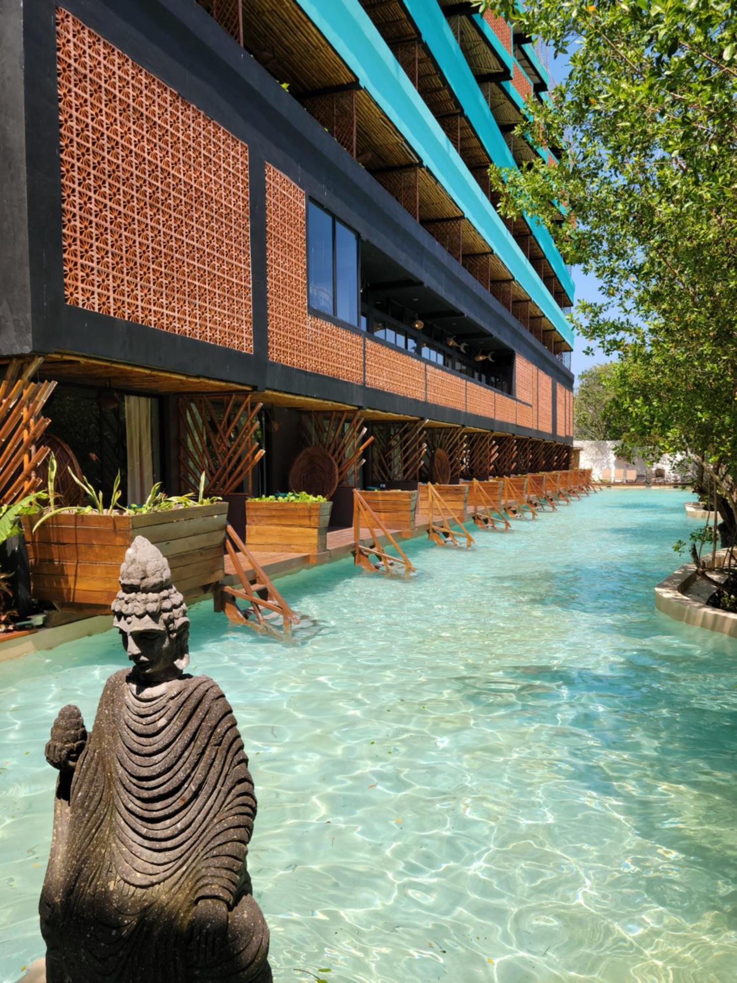 Resort Akuazul Adults Only *