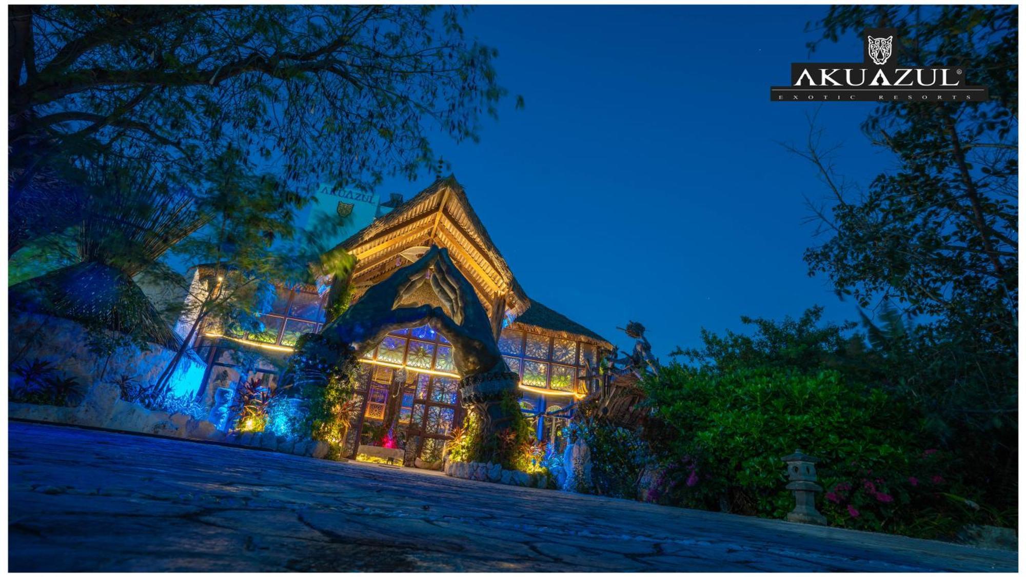 Resort Akuazul Adults Only *