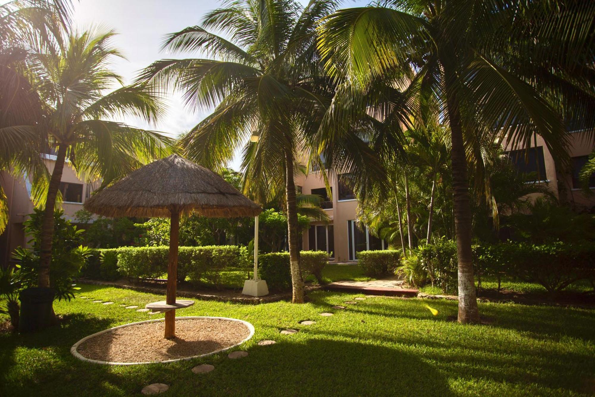 Loft With Pool - A Few Steps From The Beach! Apartamento Cancún