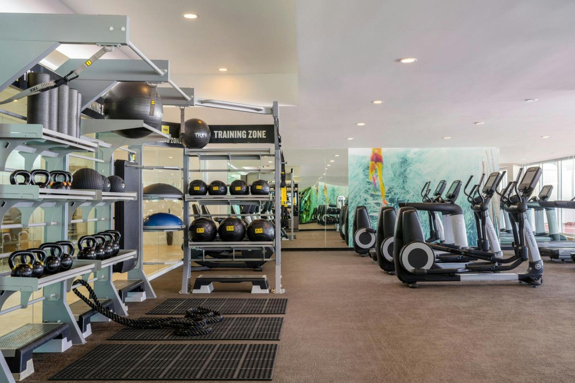 Resort The Westin & 4*
