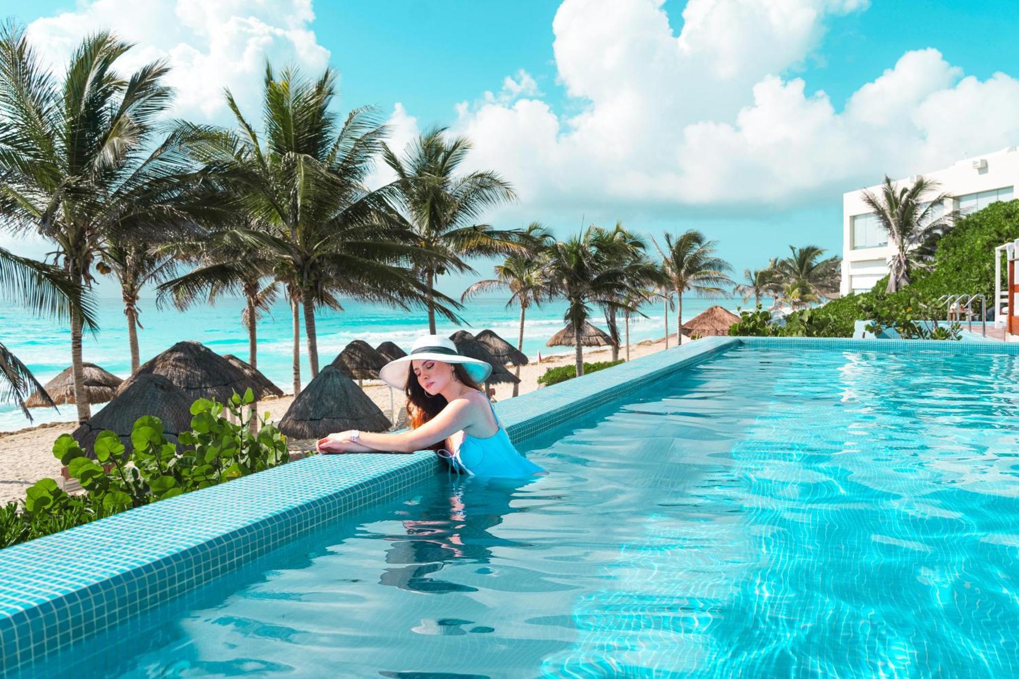The Pyramid By Oasis Resort