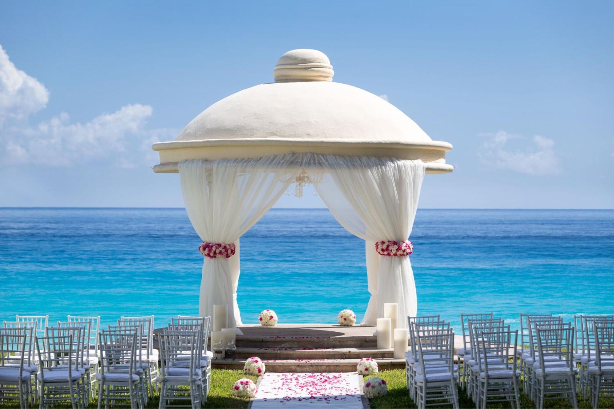 Marriott Cancun, An Resort 5*