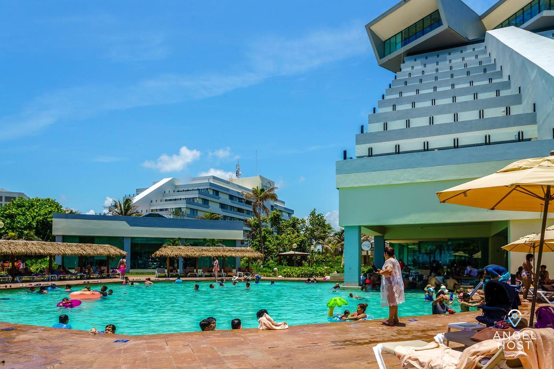 Fabulous Oceanview Access To & Pools Сasa de vacaciones Cancún