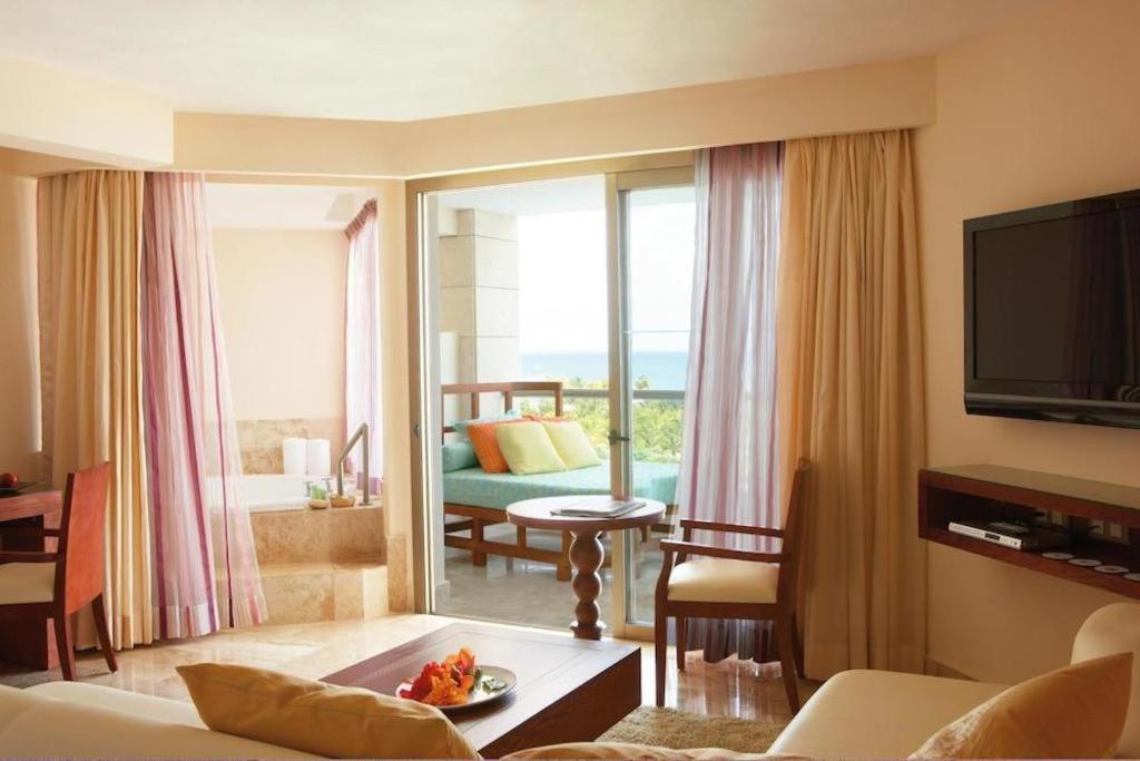 Excellence Playa Mujeres (adults Only) Hotel Cancún