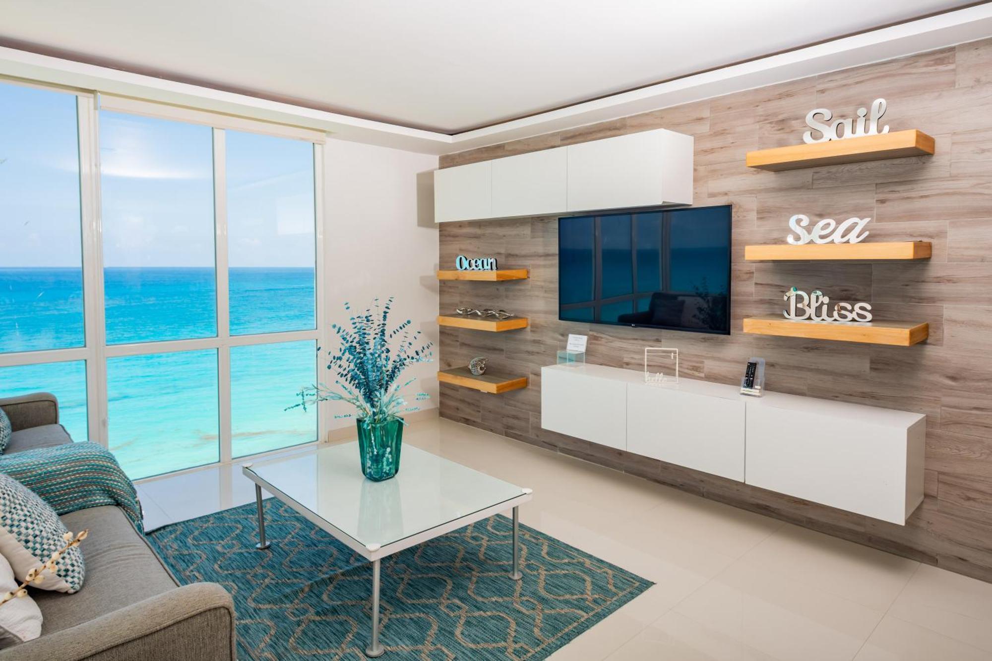 Ocean View Modern & Luxury Amenities Cancún