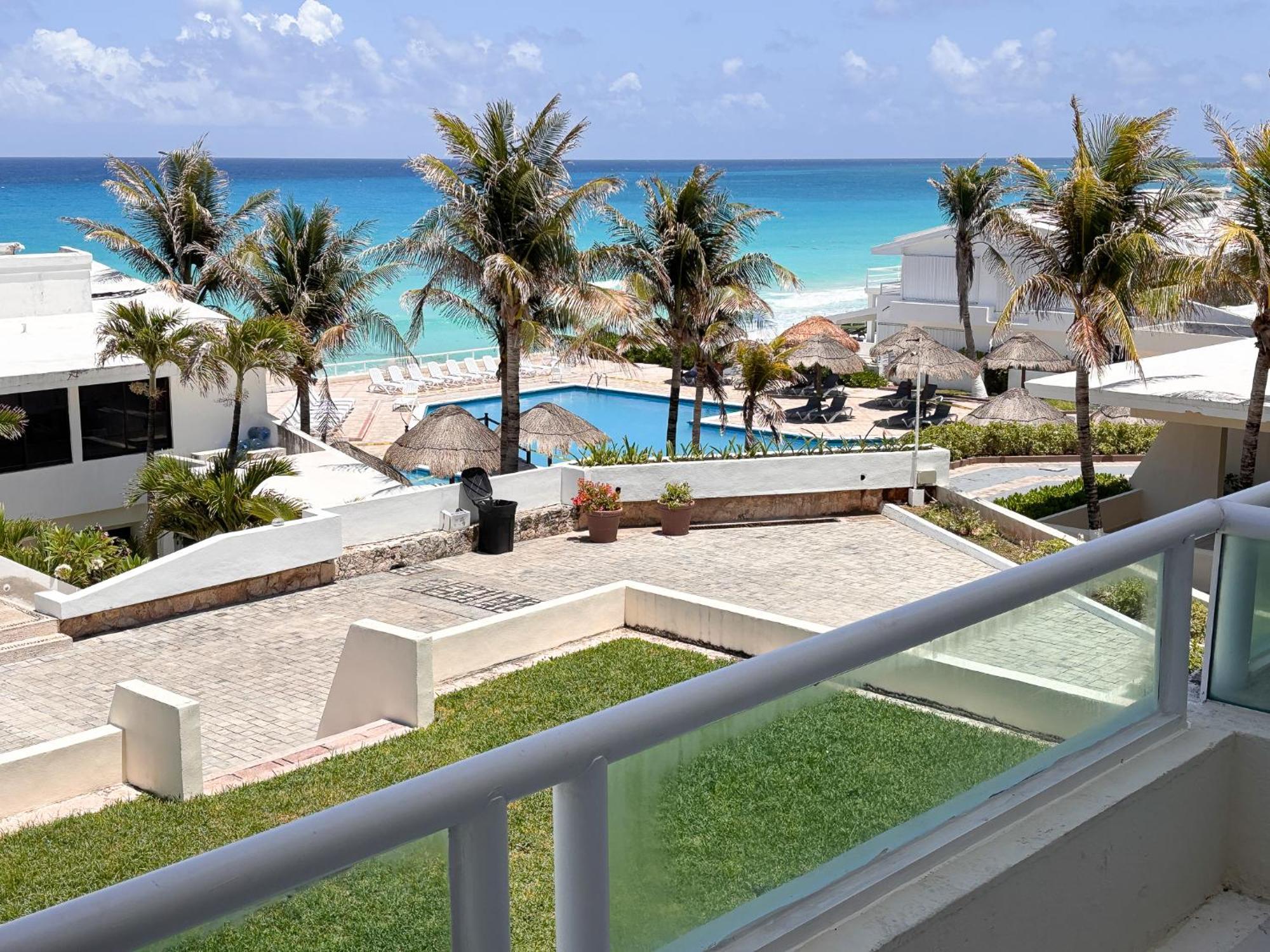 Apartamento Brisas Shores Terrace, Beachfront 1 Bedroom With Pool, Zone Cancún