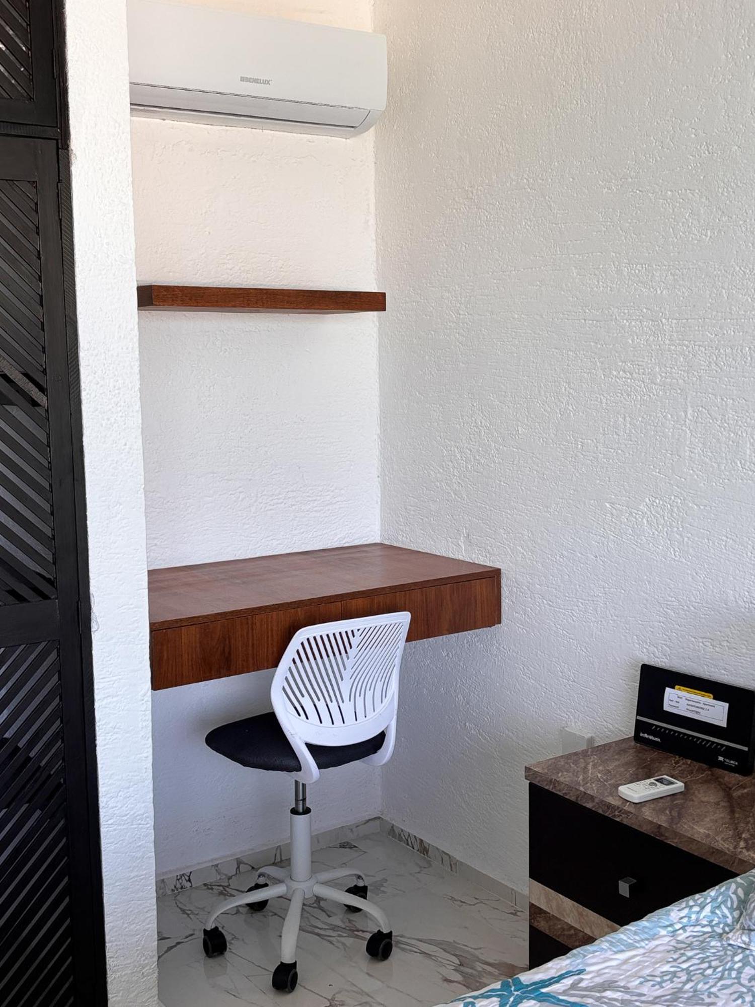 Brisas Shores Terrace, Beachfront 1 Bedroom With Pool, Zone * Cancún