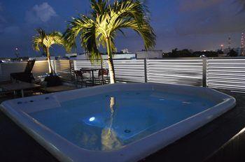 Tucan Cancún