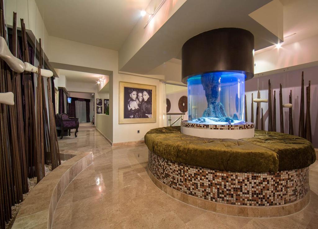 Armar House