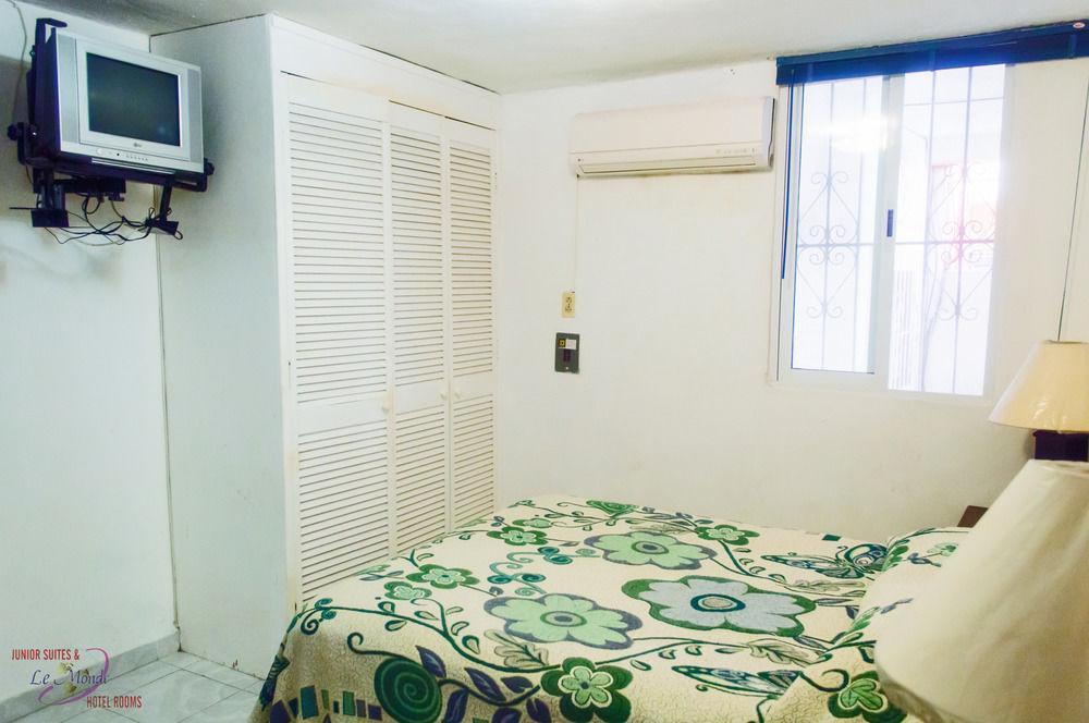Hotel Suites Le Monde