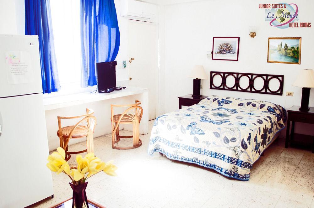 Suites Le Monde Cancun