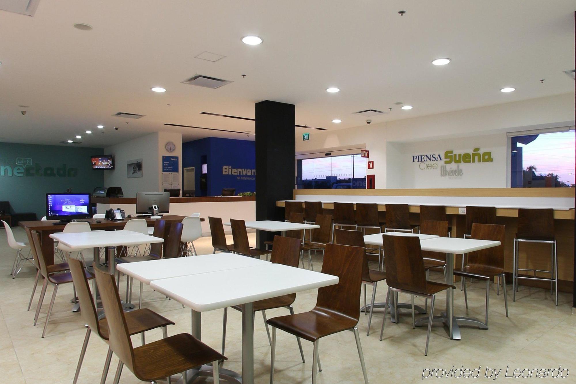 One Centro Hotel Cancún