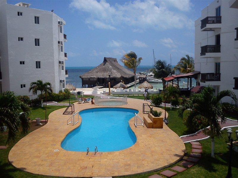 Imperial Perlas 3* Cancún