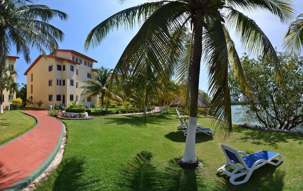 Hotel Selina Laguna Zone 3*