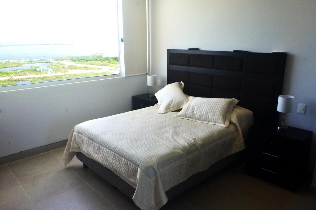Malecon Americas Torre Montevideo Apartamento Cancún