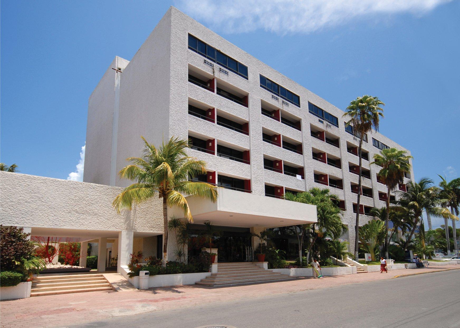 Hotel Smart The Urban Oasis 4*