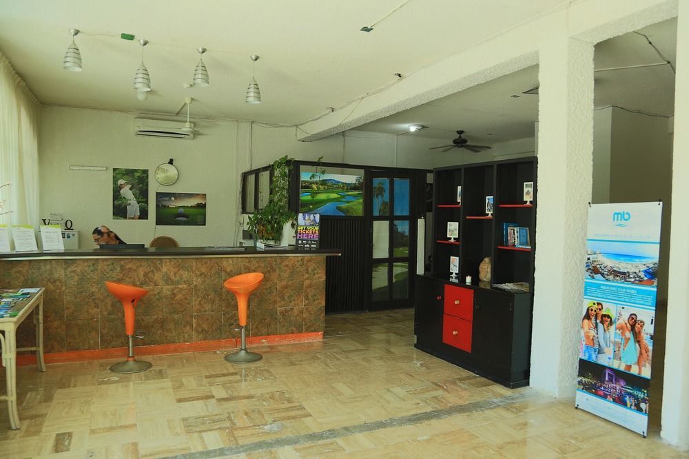 Bed & & Fun Hotel 2*
