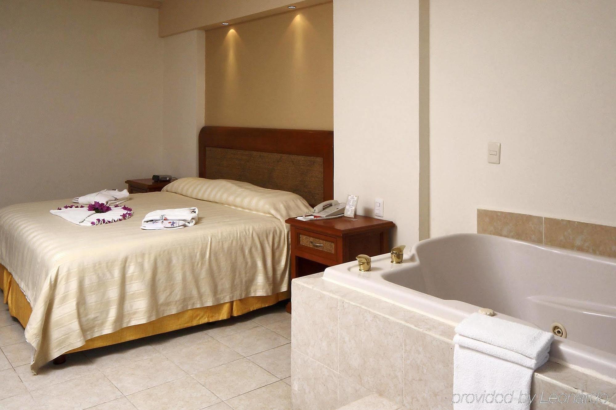 Golden Parnassus Adults Only & 5*