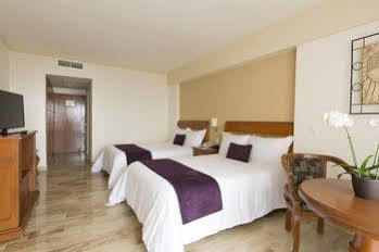 Golden Parnassus Adults Only & 5*