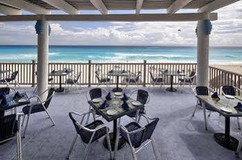 Golden Parnassus Adults Only & Hotel Cancún