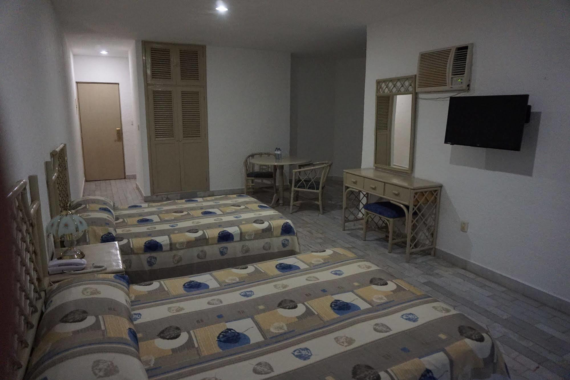 Hotel Imperial Perlas