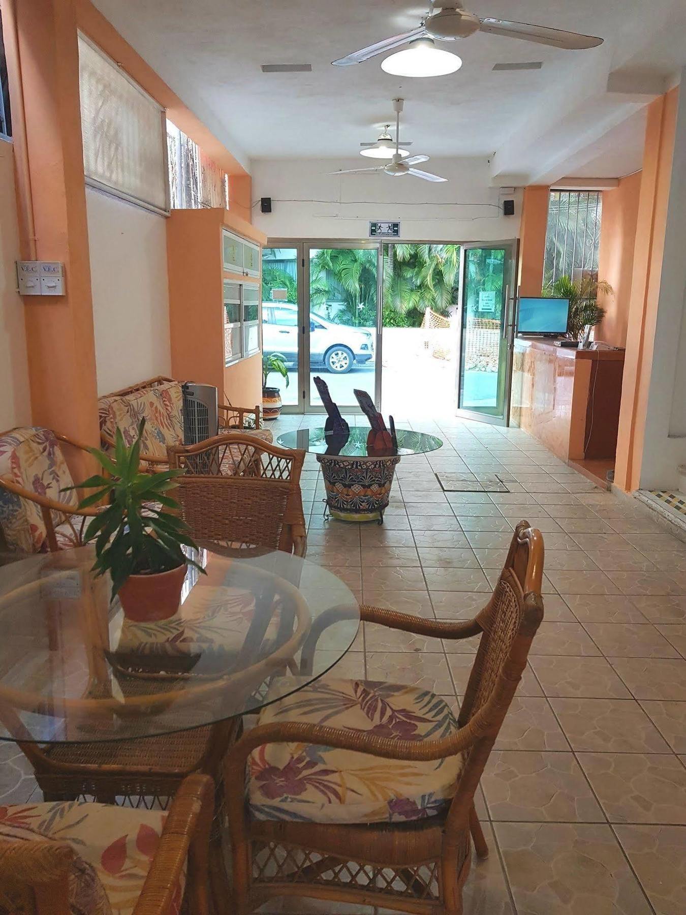 Suites Le Monde Cancún