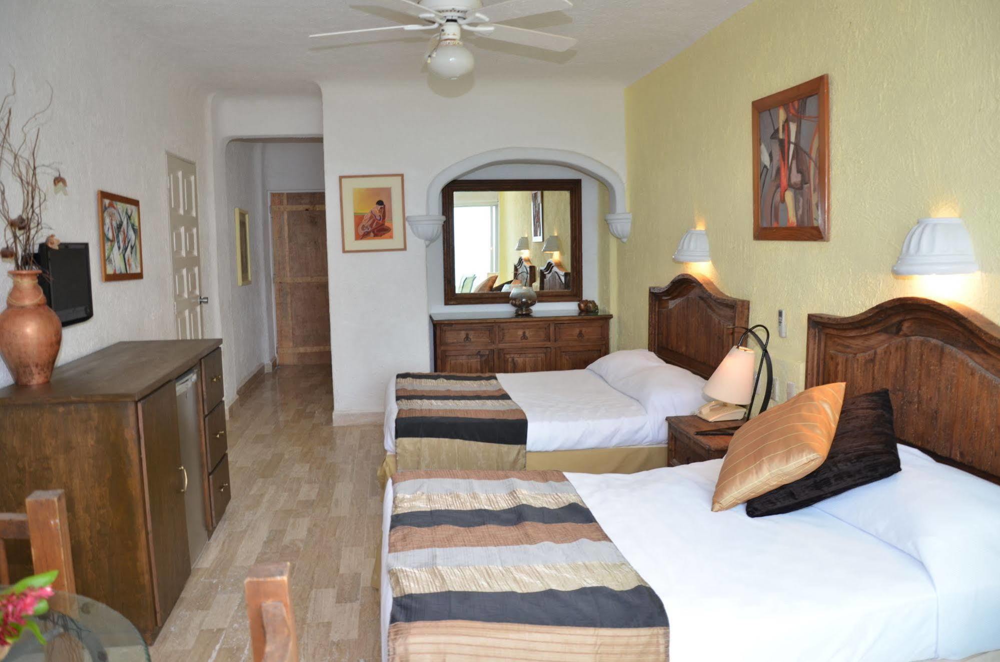 Amigo Solymar Cancún