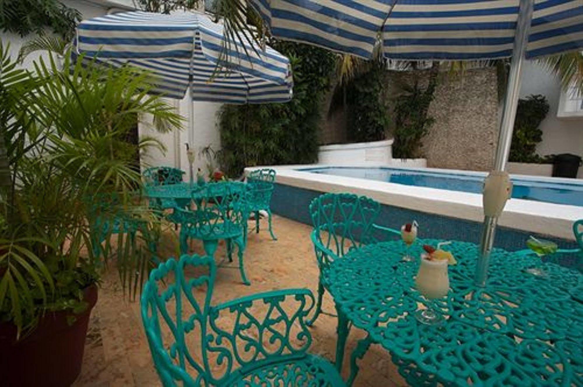 Antillano Cancún
