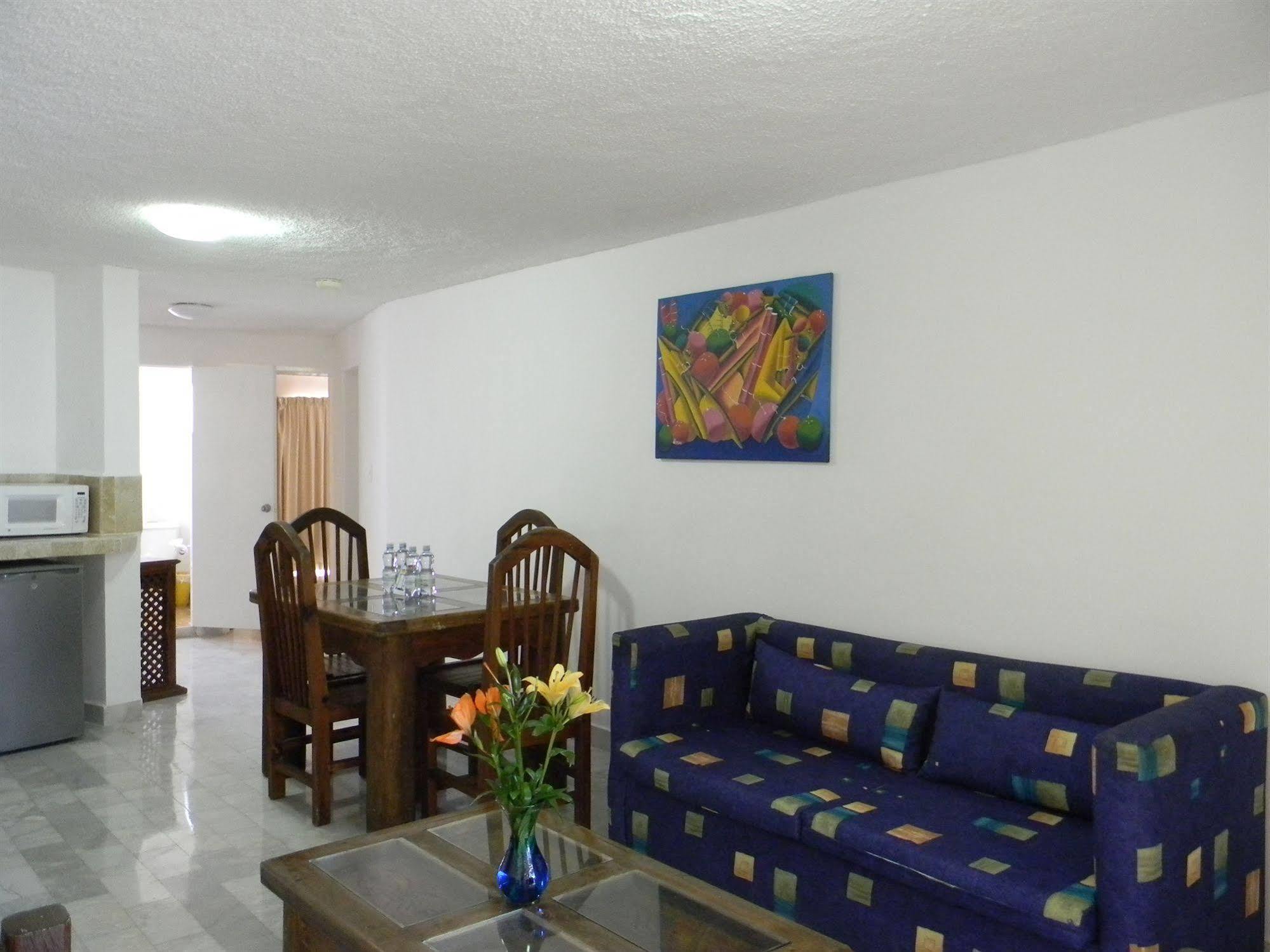 Hotel Imperial Laguna Faranda 3*